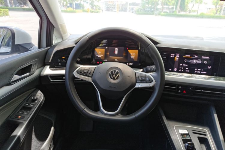 Volkswagen Golf 2024 #11 Volkswagen Golf 2024 car image #11