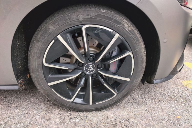 BYD Han 2021 car image #9