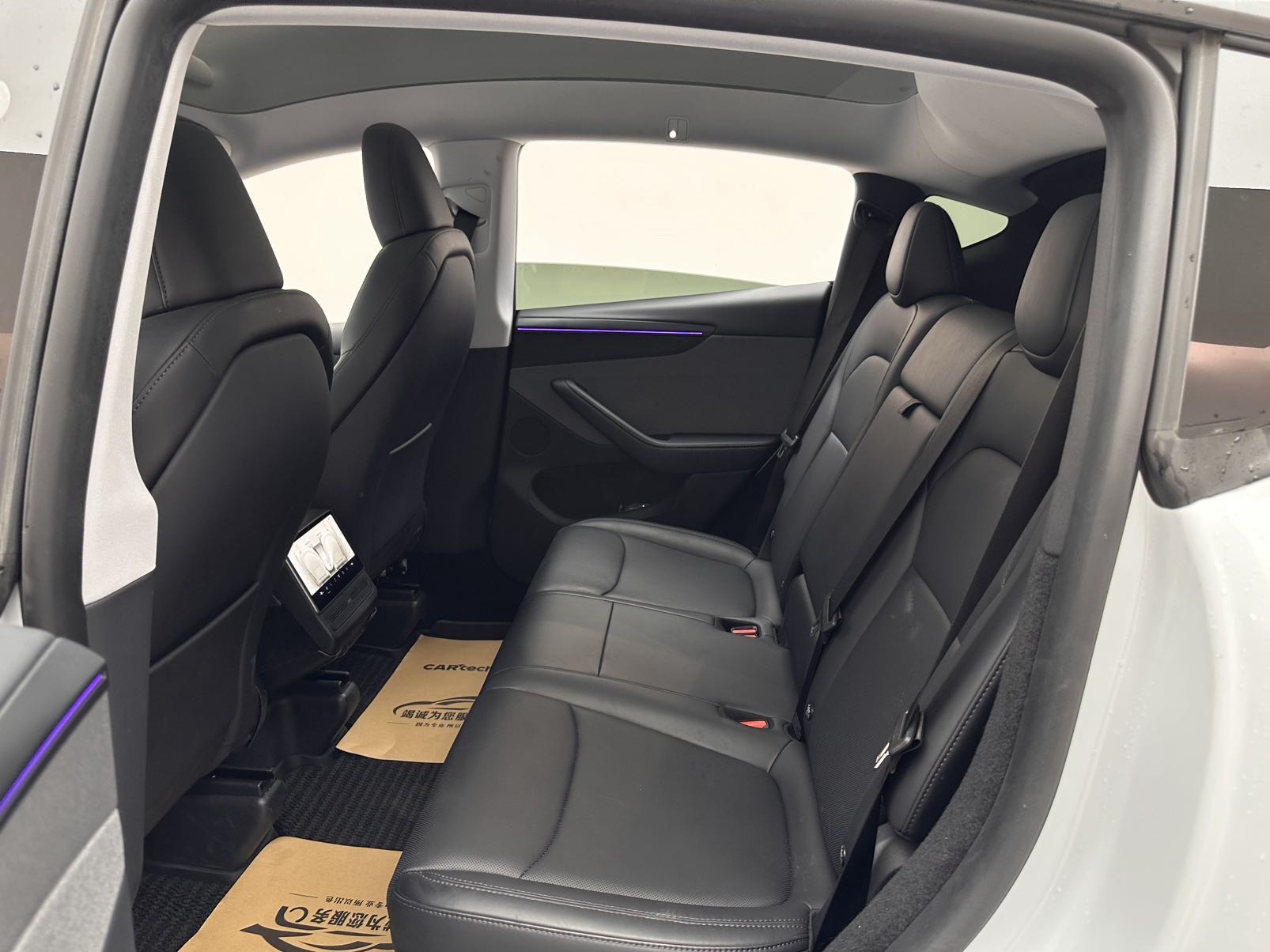 Tesla Model Y 2025 #8 Tesla Model Y 2025 imagen de coche #8