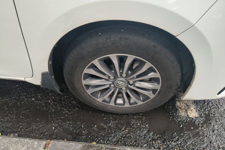 Toyota Corolla 2018 #9 Toyota Corolla 2018 car image #9