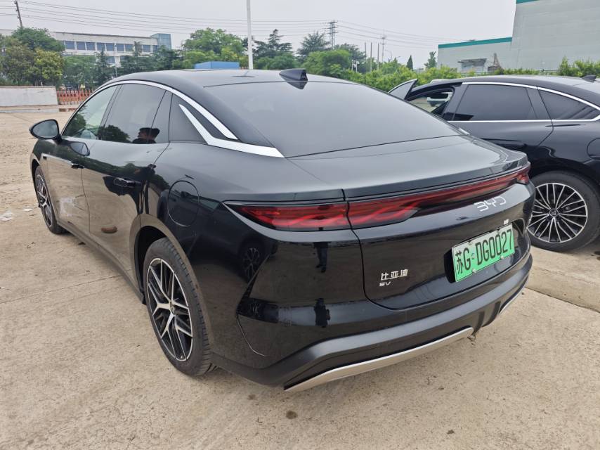 BYD HanL 2025 #4 BYD HanL 2025 صورة سيارة #4