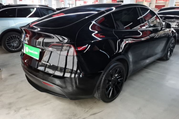 Tesla Model Y 2022 #5 Tesla Model Y 2022 car image #5