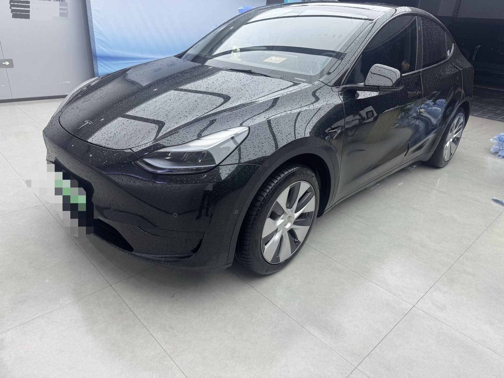 Tesla Model Y 2023 Tesla Model Y 2023 car image