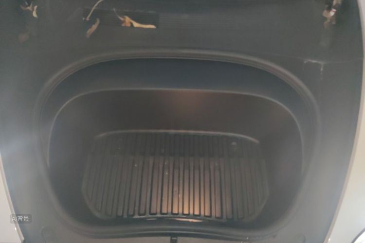 Tesla Model 3 2025 car image #22