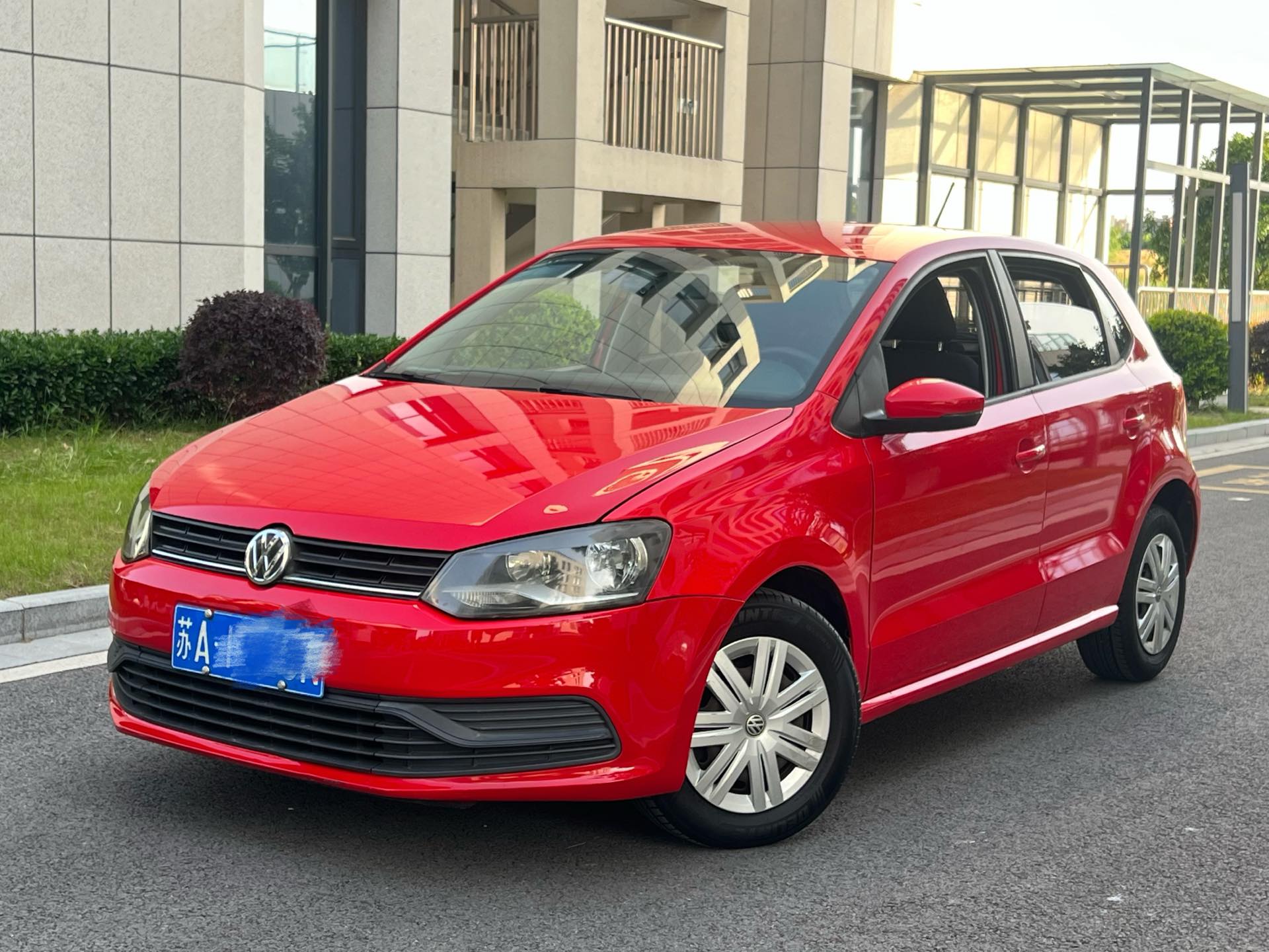 Volkswagen Polo 2018 Volkswagen Polo 2018 car image