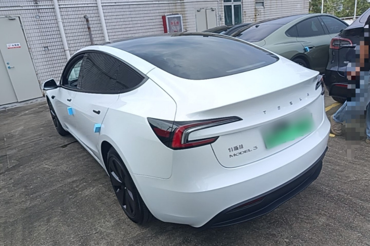 Tesla Model 3 2024 #5 Tesla Model 3 2024 car image #5