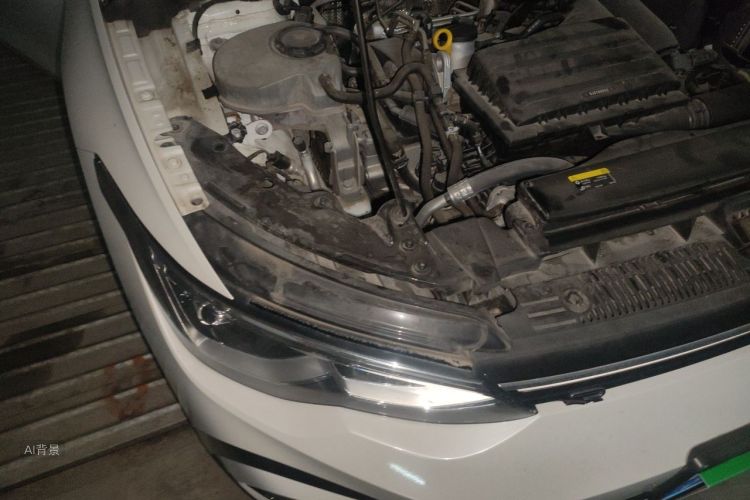 Volkswagen Golf 2023 car image #8