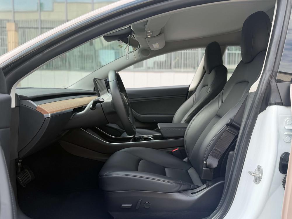 Tesla Model 3 (Imported) 2019 #18 Tesla Model 3 (Imported) 2019 car image #18