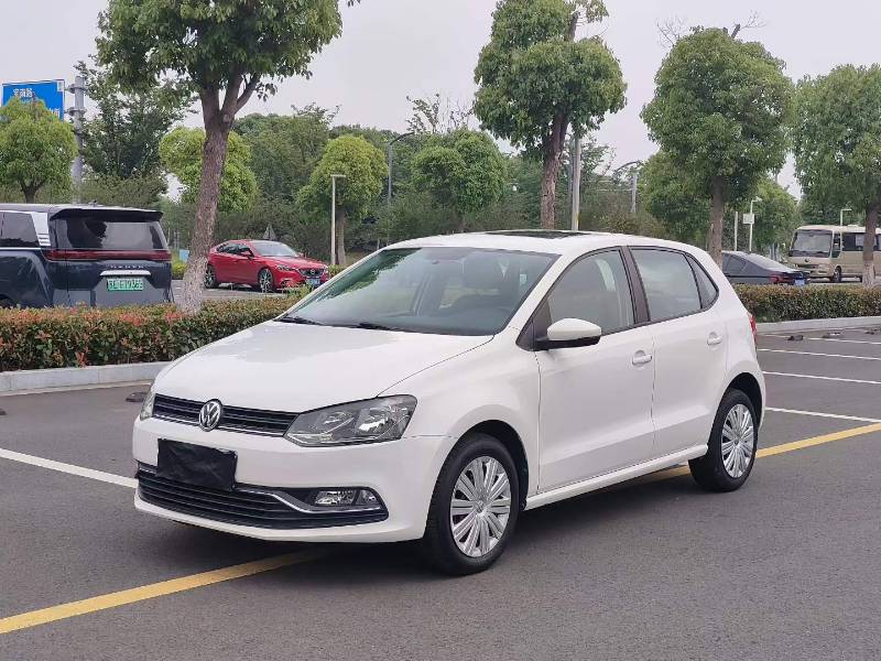Volkswagen Polo 2016 Volkswagen Polo 2016 car image