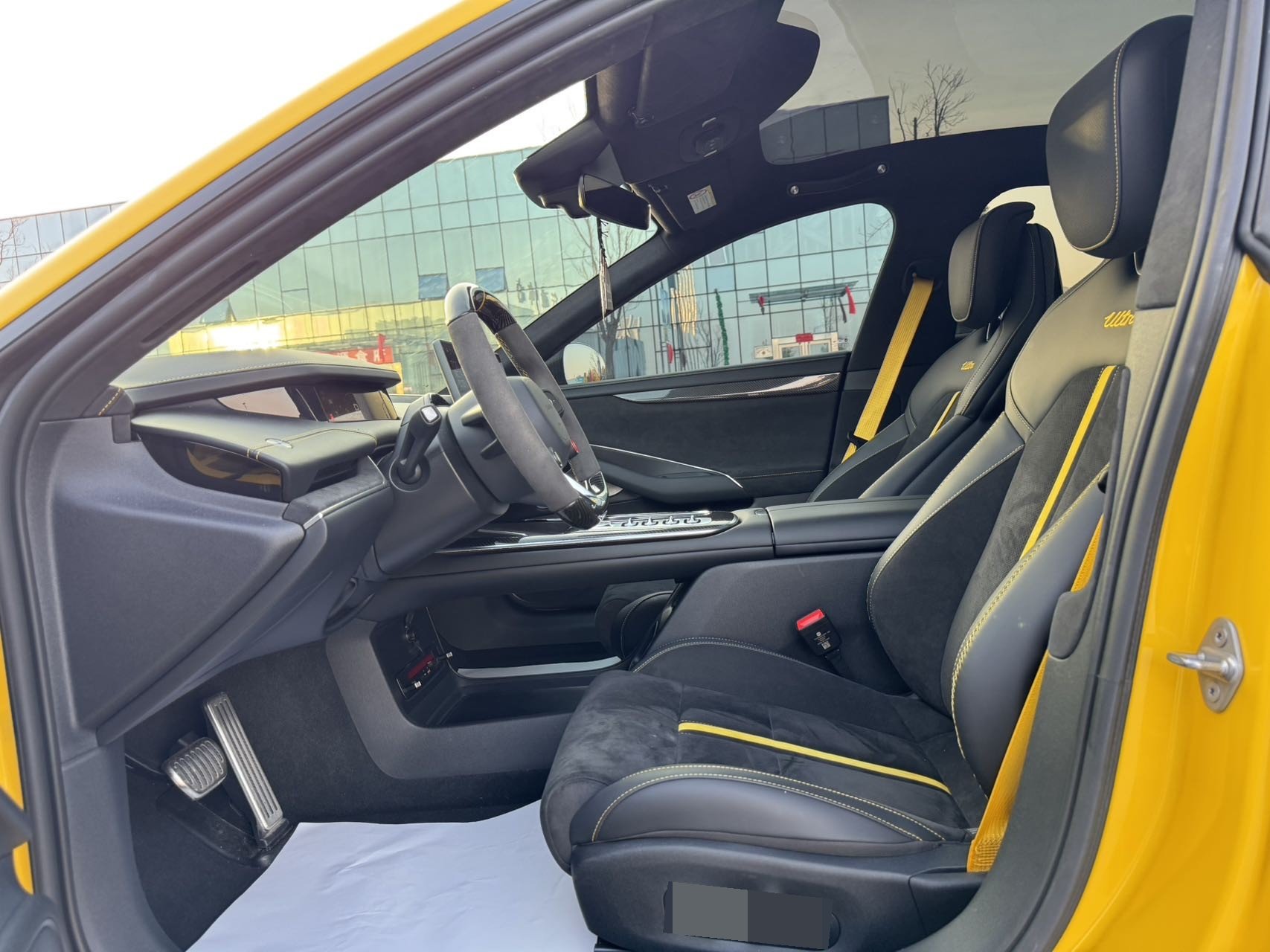 MI SU7 Ultra 2025 #5 MI SU7 Ultra 2025 car image #5