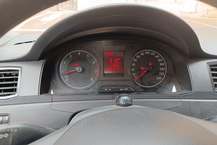 Volkswagen Santana 2016 car image #13