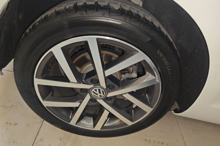 Volkswagen Golf 2017 #10 Volkswagen Golf 2017 car image #10
