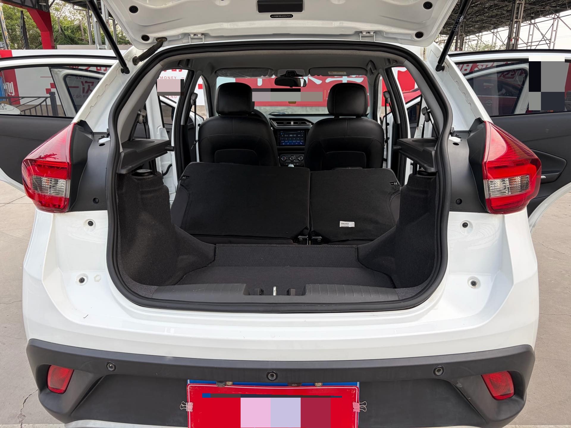 Chery Tiggo 3x 2018 immagine di auto #8