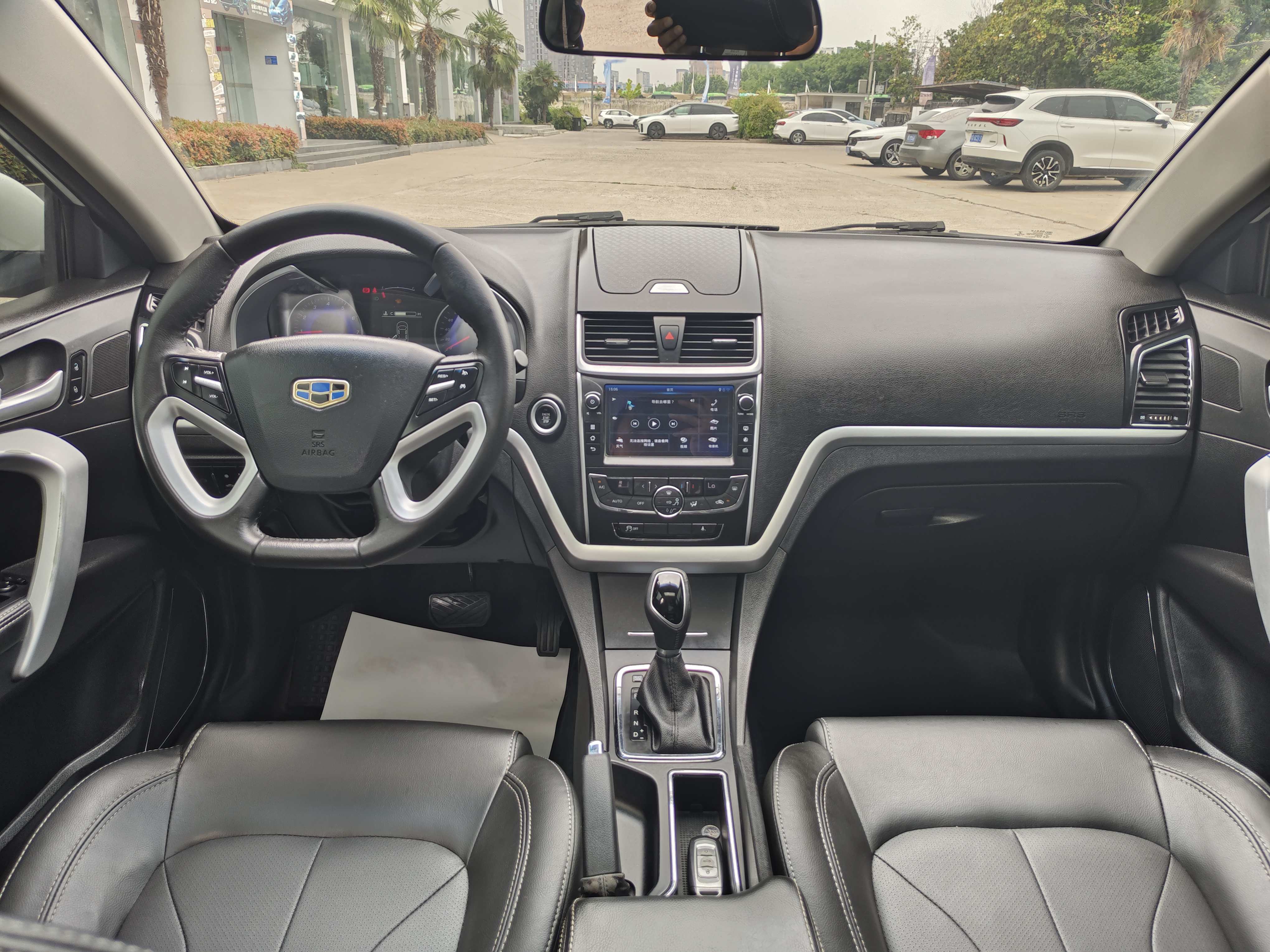 GEELY Emgrand 2016 car image #12