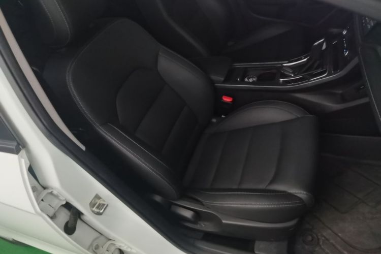 GEELY Emgrand 2021 car image #24