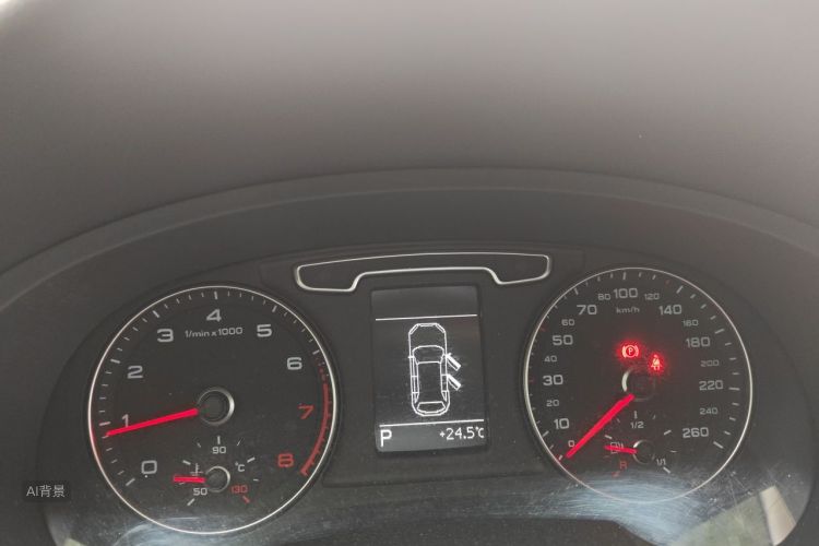 Audi Q3 2015 #13 Audi Q3 2015 car image #13