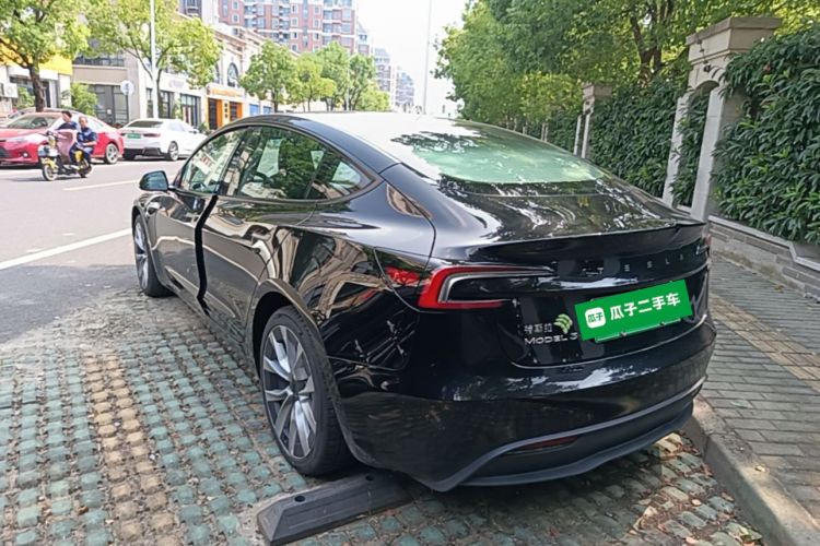 Tesla Model 3 2025 #5 Tesla Model 3 2025 car image #5
