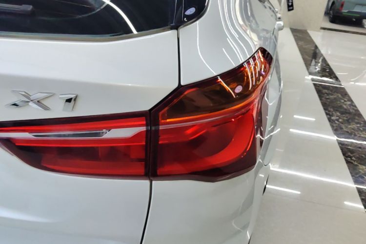 BMW X1 2017 car image #8