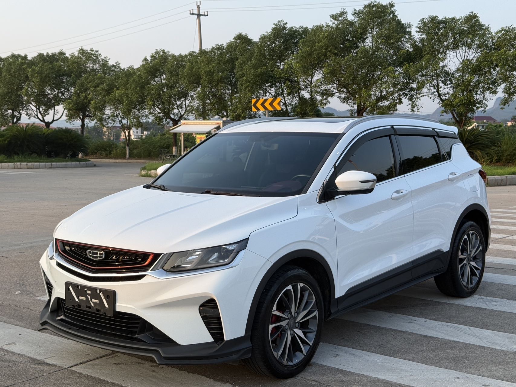 GEELY Coolray 2020 GEELY Coolray 2020 car image
