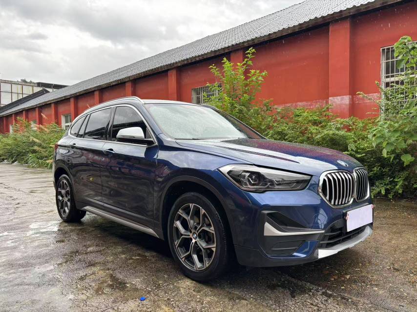 BMW X1 2023 #2 BMW X1 2023 car image #2