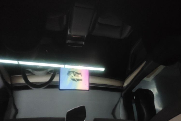 Tesla Model Y 2023 #17 Tesla Model Y 2023 car image #17
