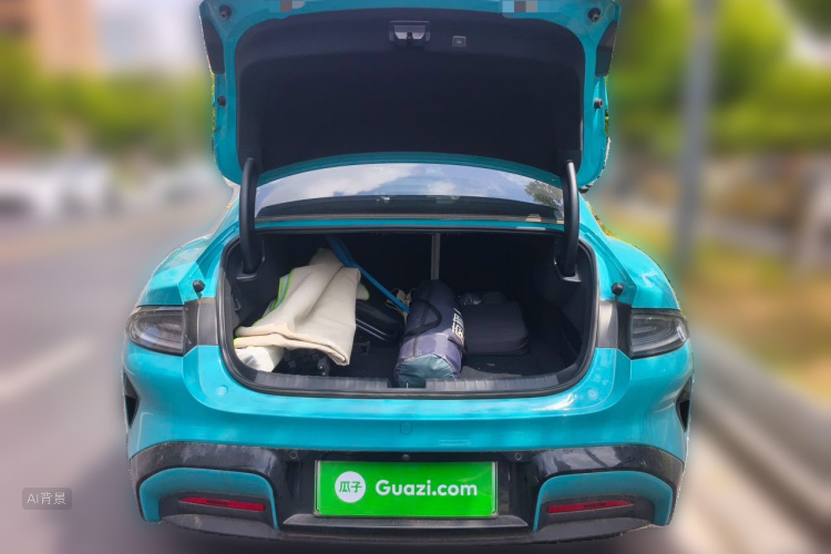 MI SU7 2024 immagine di auto #21