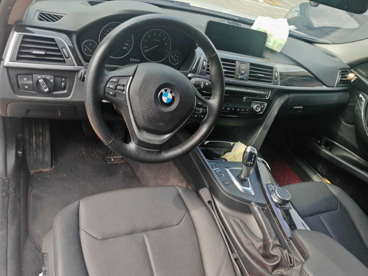 BMW 3 Series 2017 car image #3