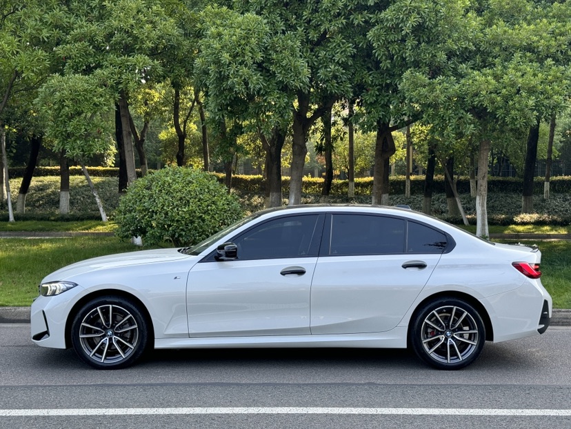 BMW 3 Series 2023 car image #3