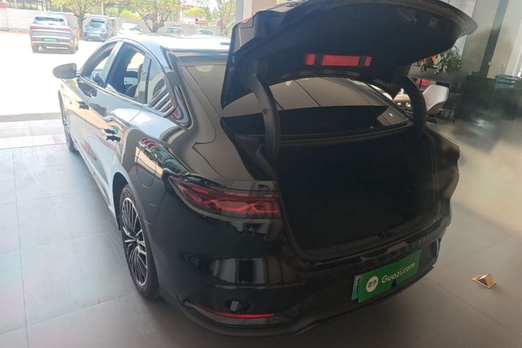 BYD Han 2023 car image #21