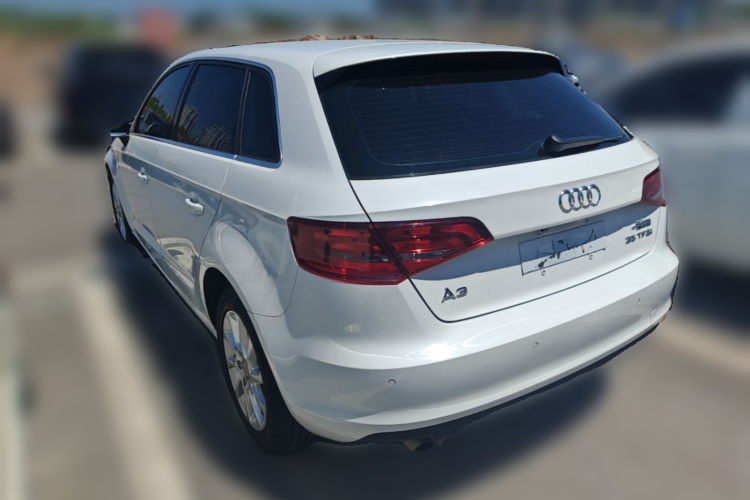 Audi A3 2016 car image #5