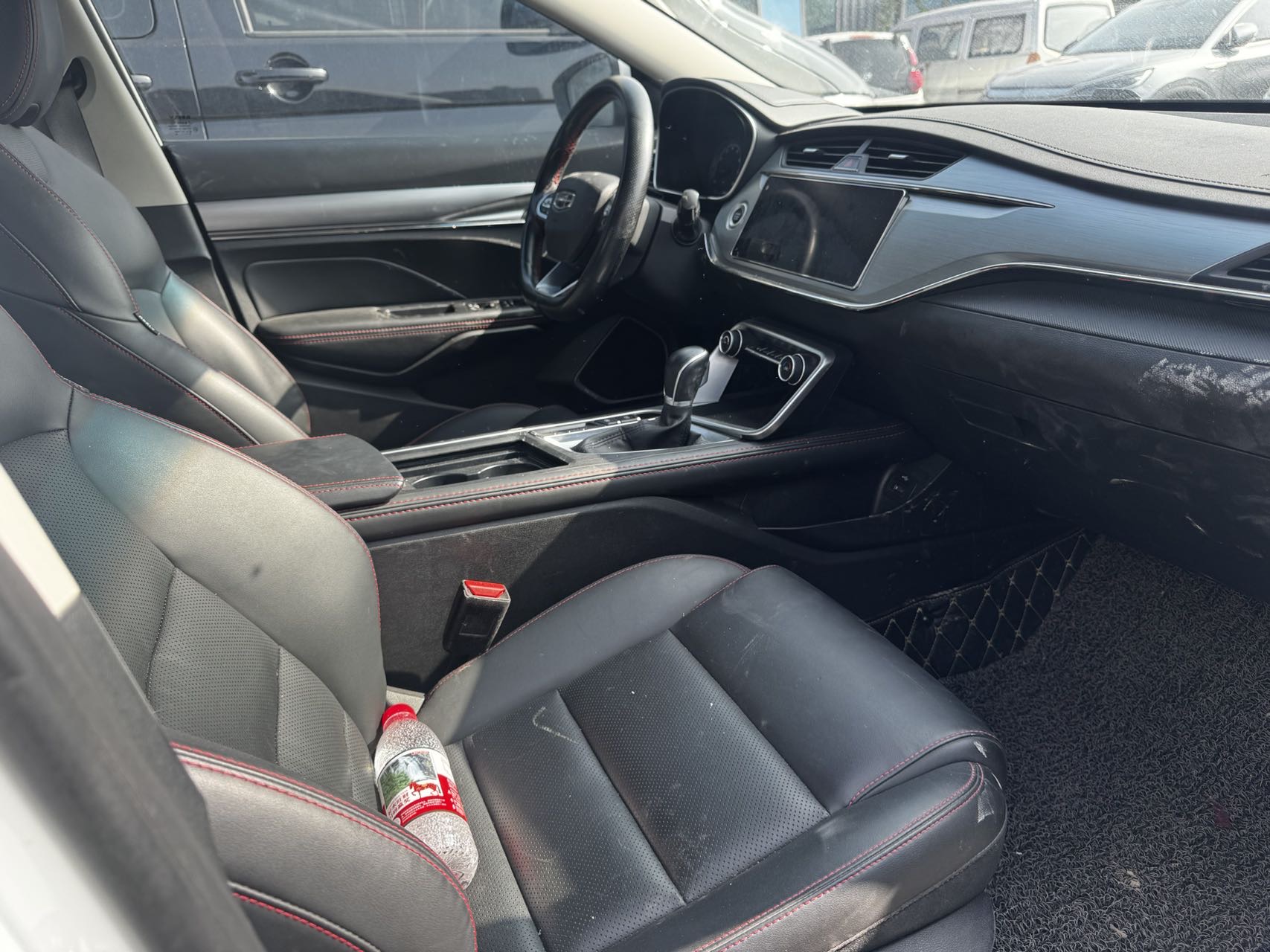 GEELY Binray 2020 image de voiture #3