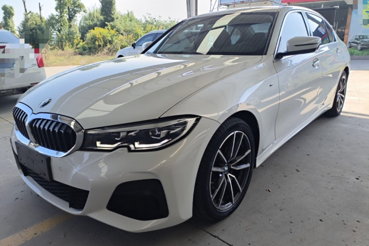 BMW 3 Series 2021 #2 BMW 3 Series 2021 car image #2