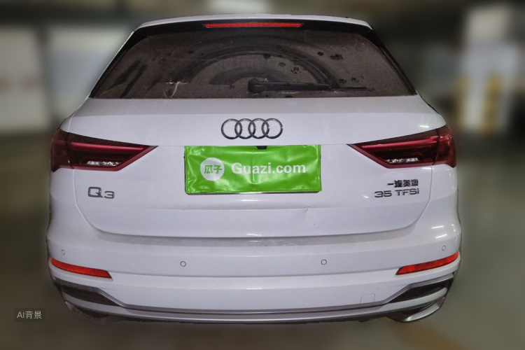 Audi Q3 2023 car image #6