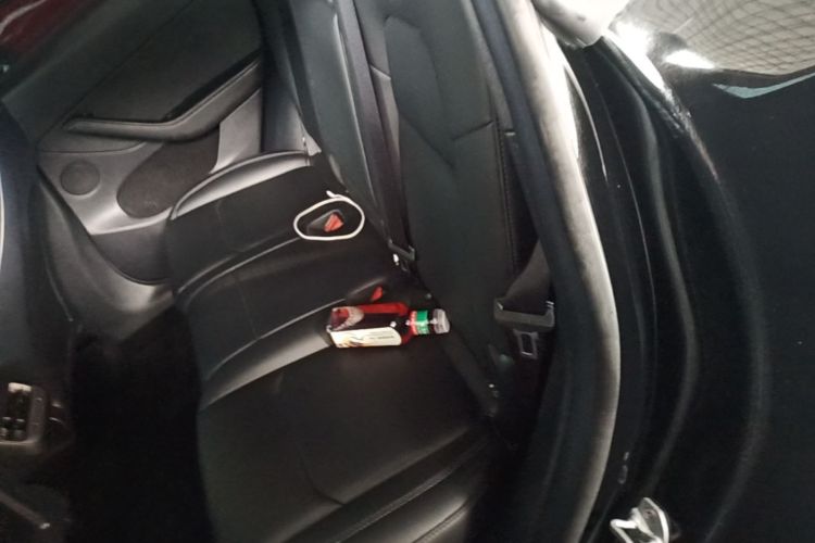 Tesla Model Y 2023 #17 Tesla Model Y 2023 car image #17