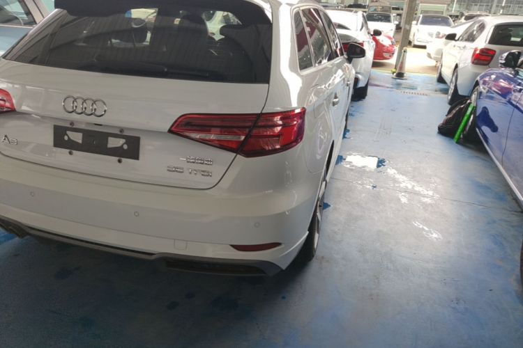 Audi A3 2019 car image #8
