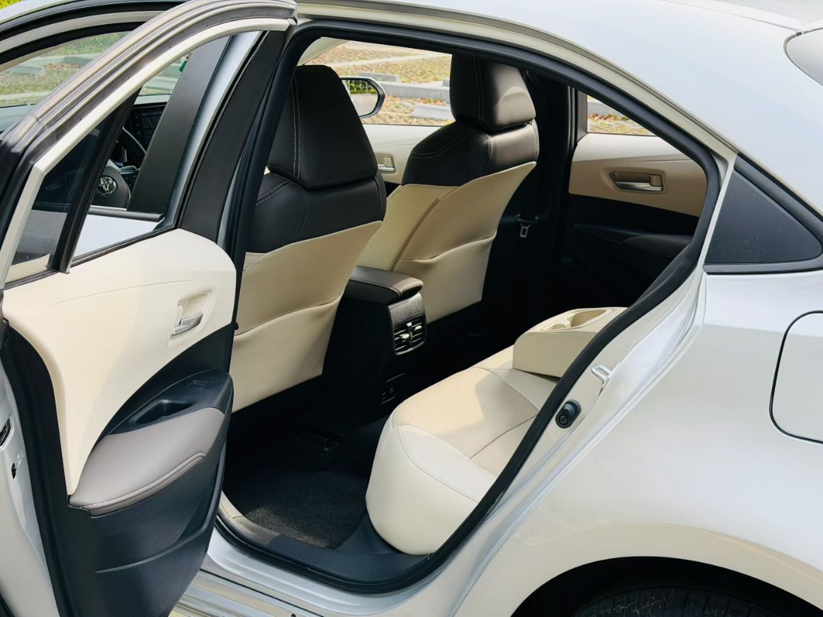 Toyota Corolla 2023 car image #5