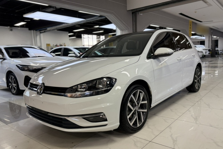 Volkswagen Golf 2020 #2 Volkswagen Golf 2020 car image #2