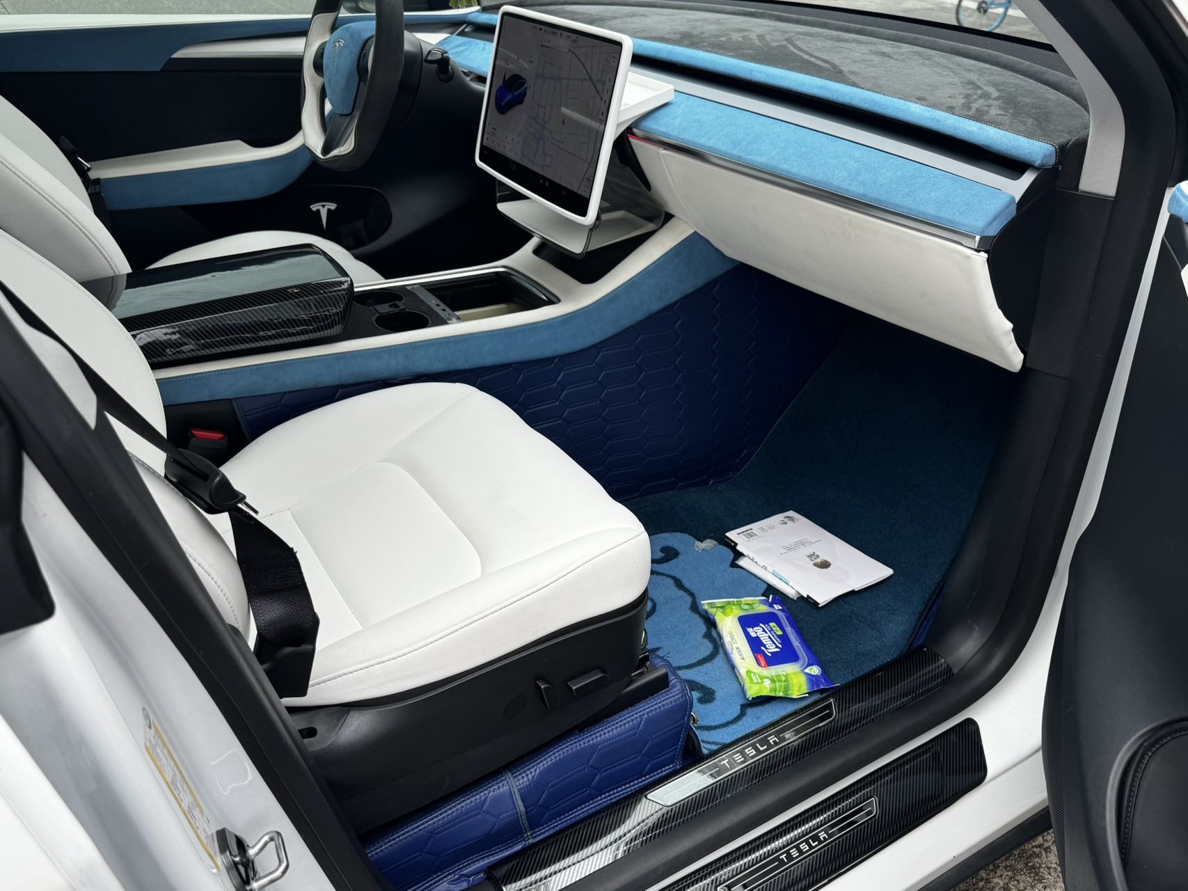 Tesla Model Y 2021 #5 Tesla Model Y 2021 car image #5