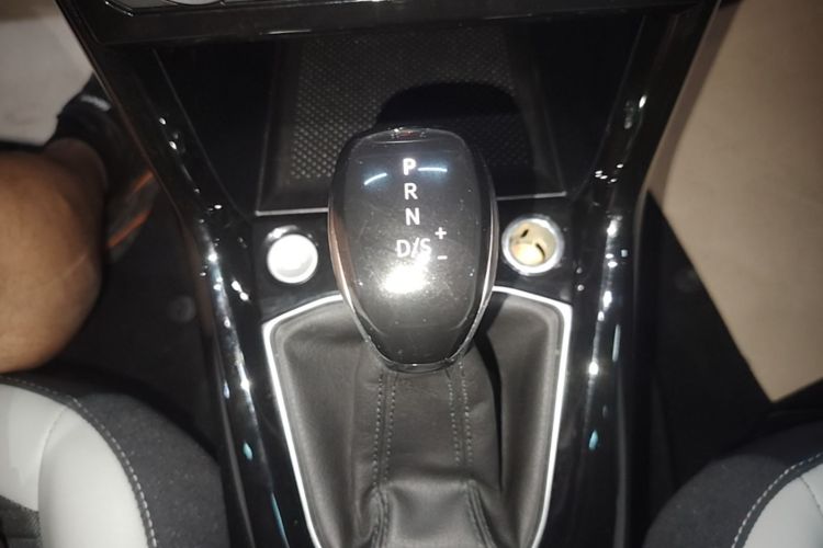 Volkswagen Tharu 2025 car image #18