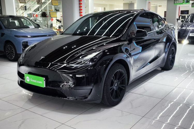 Tesla Model Y 2022 #2 Tesla Model Y 2022 immagine di auto #2