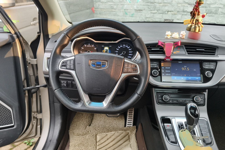 GEELY Emgrand GS 2018 #11 GEELY Emgrand GS 2018 car image #11