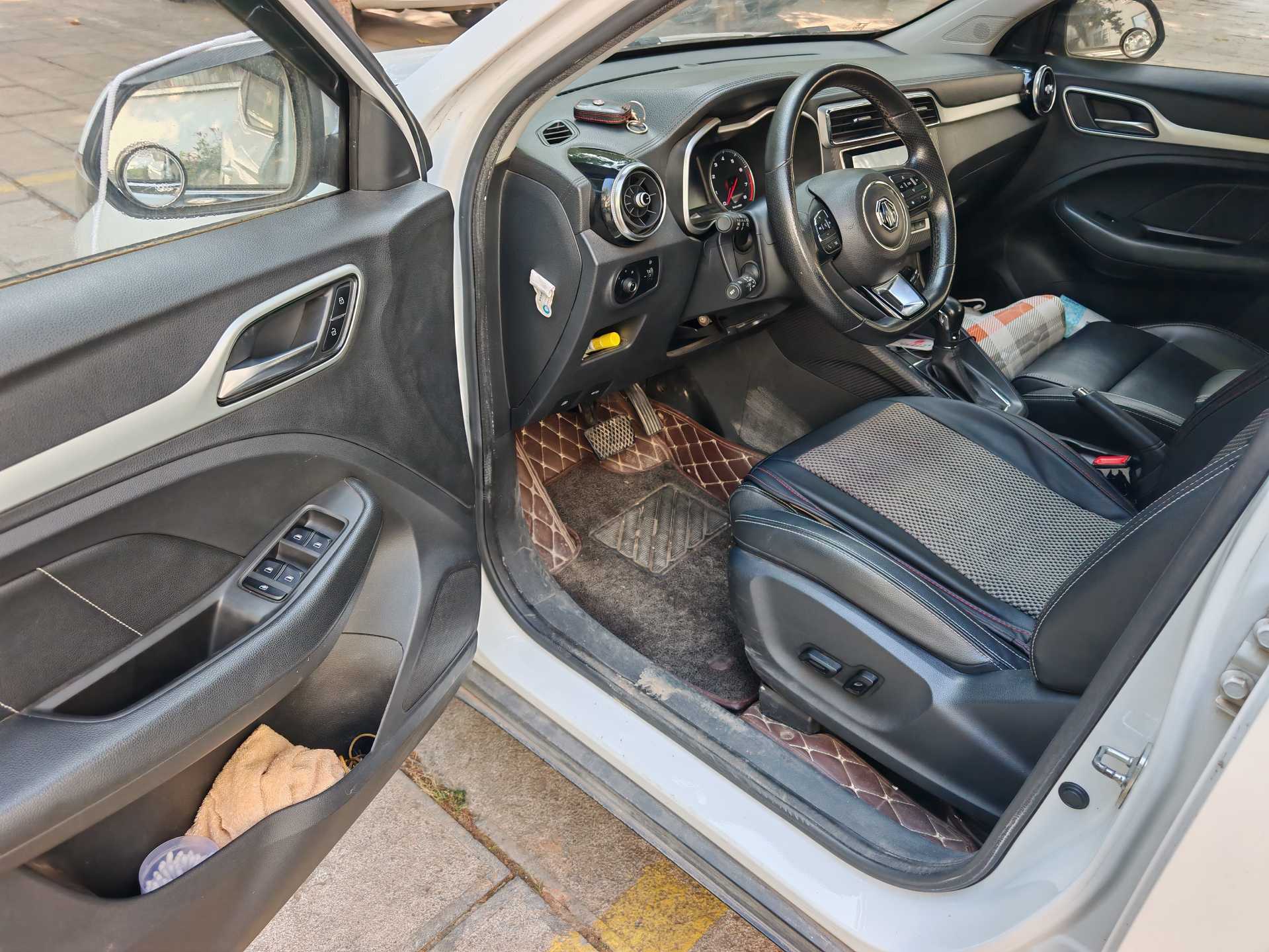 MG ZS 2018 #4 MG ZS 2018 car image #4
