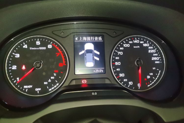 Audi A3 2017 car image #12