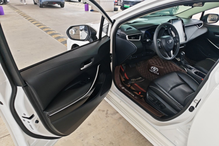 Toyota Corolla 2022 car image #16