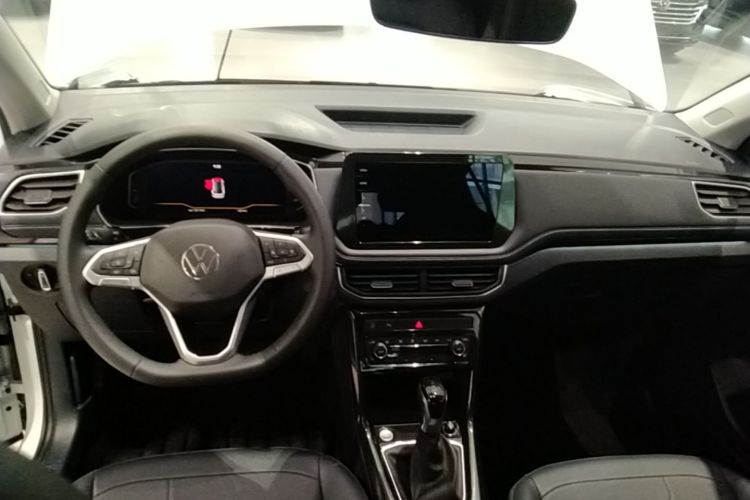 Volkswagen Tharu 2025 #10 Volkswagen Tharu 2025 صورة سيارة #10