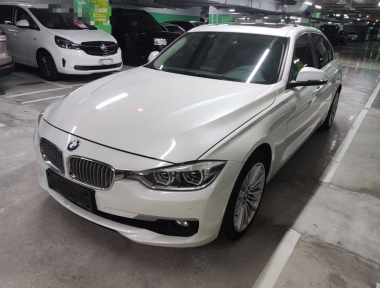 BMW 3 Series 2017 BMW 3 Series 2017 car image