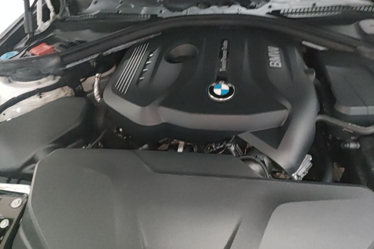 BMW 3 Series 2019 #20 BMW 3 Series 2019 car image #20