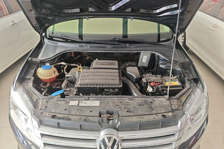 Volkswagen Santana 2016 car image #20
