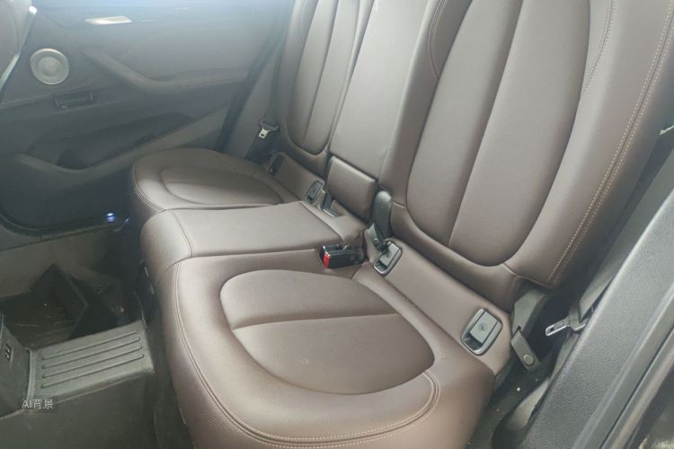 BMW X1 2021 car image #19