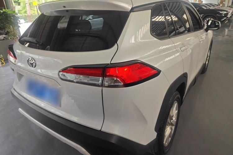 Toyota Corolla Cross 2023 immagine di auto #7